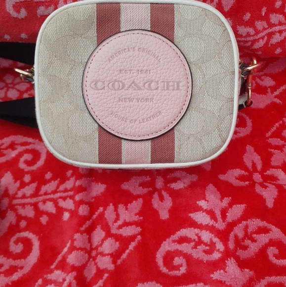 Coach crossbody - Picture 4 of 5